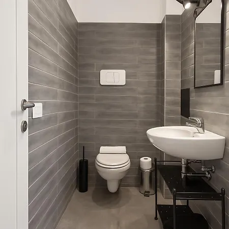 Pensjonat Gg-room - San Giovanni 4*