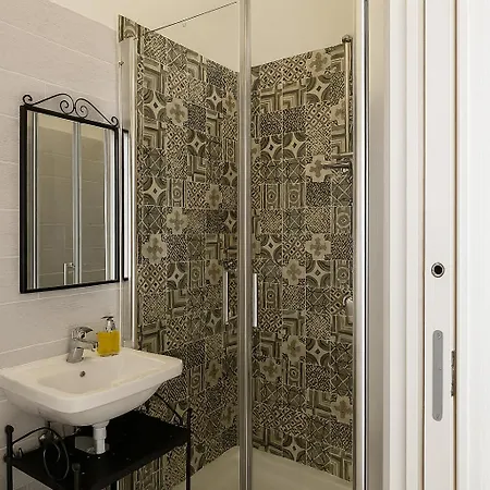 Gg-room - San Giovanni Neapol